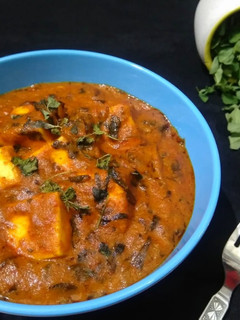 मेथी मलाई पनीर (Methi malai paneer recipe in hindi) रेसिपी मुख्य फोटो