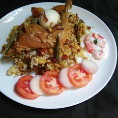 A picture of Bengali Chicken Biryani.