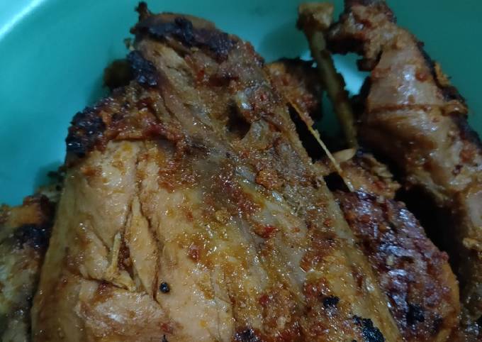 Ayam bakar taliwang