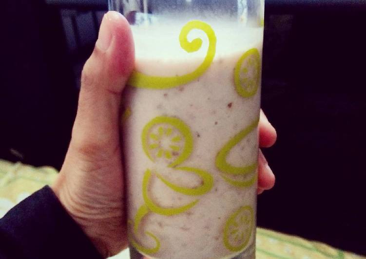 Resep Pear and Strawberry Smoothies Anti Gagal