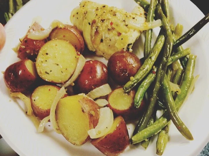 Easy Way Make Recipe One pan Baked Chicken and veggies that is  Makes Drooling, So Delicious}