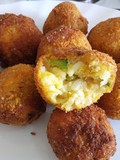 A picture of Rice Potato Balls#SpecialEasterContest.