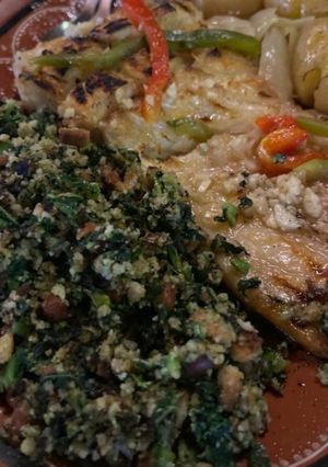 Foto de Bacalhau assado com Migas de Couve e Feijão