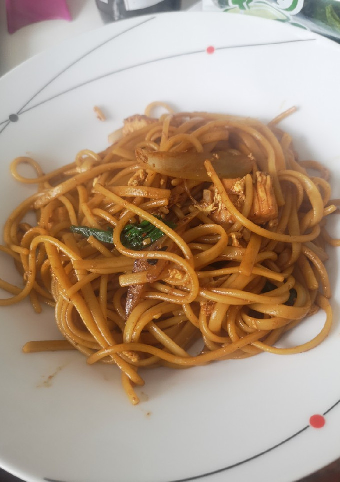 Una foto de Tallarines mie goreng