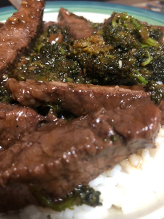 A picture of Kelly’s Beef and Broccoli.