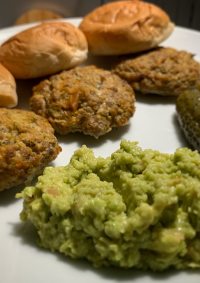 Una foto de Hamburguesas con verdura Al horno ¡cena fácil!