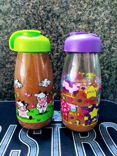 Una foto de Yoghurt líquido de chocolate