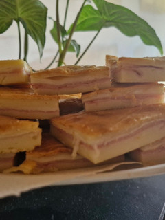Una foto de TORTA DE FIAMBRE 😋 (Masa licuada)
