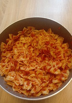 O poză a rețetei Paste cu sos de roșii!.