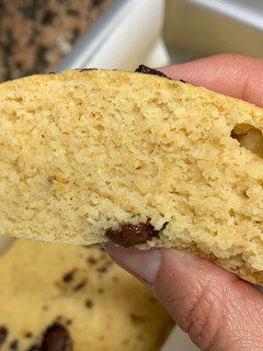A picture of Healthy Yogurt and Oat Bran Cake.