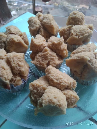 Langkah Mudah untuk Menyiapkan Resep Bolu kukus Gula merah merekah (tanpa mixer) yang Menggugah Selera Anti Ribet, Mantap Sekali