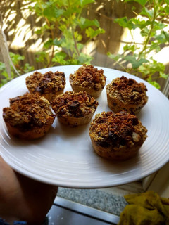 Una foto de Muffins de castañas de cajú y dátiles