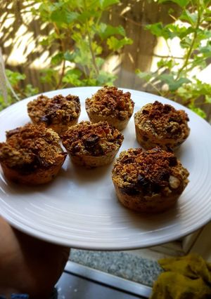 Una foto de Muffins de castañas de cajú y dátiles