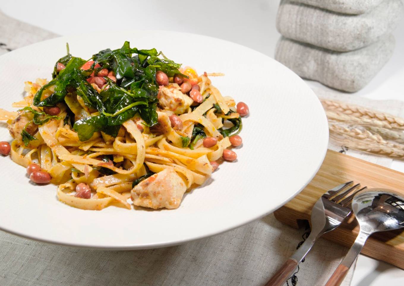 Resep Fettuccine Ayam Betutu, Menu ala Pulau Dewata yang Istimewa