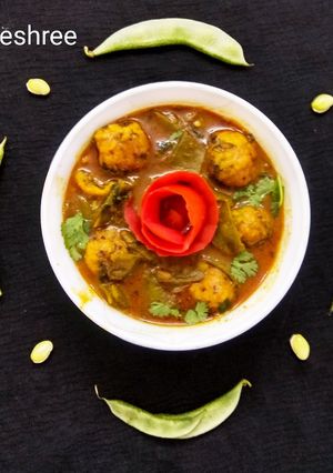 A picture of Valor Papdi Muthia Ni Sabji.