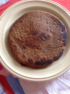 Una foto de Tortitas de espelta, algarroba y semillas