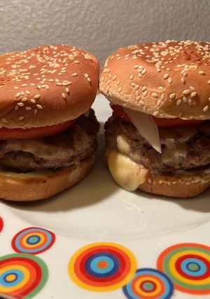 Una foto de Hamburguesas rellenas de queso