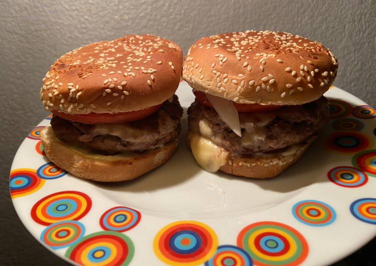 Hamburguesas rellenas de queso