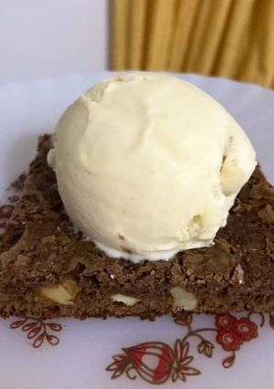 Una foto de Cuadrados de Brownie con almendra y nuez ! ✨