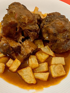 Una foto de Rabo de toro guisado