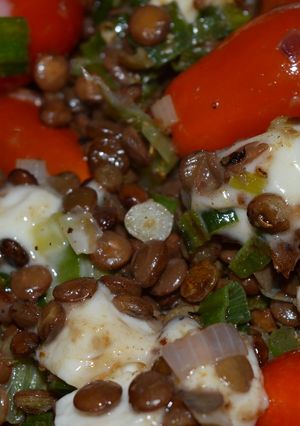 Una foto de Ensalada de Lentejas y queso feta o de cabra