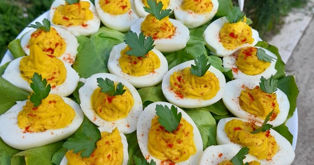 Aperitiv - ouă umplute, rețetă de Andreea Iovanut - Rețete Cookpad