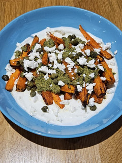 Una foto de Zanahorias asadas con pesto de avellanas