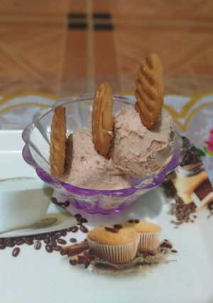 A picture of 20 20 ice cream.