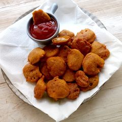 A picture of Lotus stem fritters.