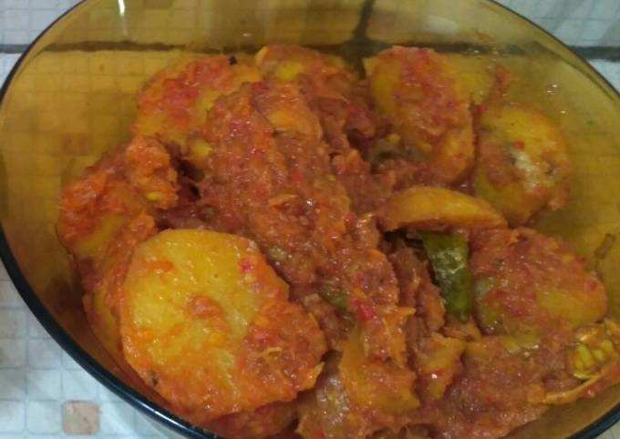 Anti Ribet, Memasak Rendang Ayam Kentang Khas Padang ala Mama Gio Kekinian