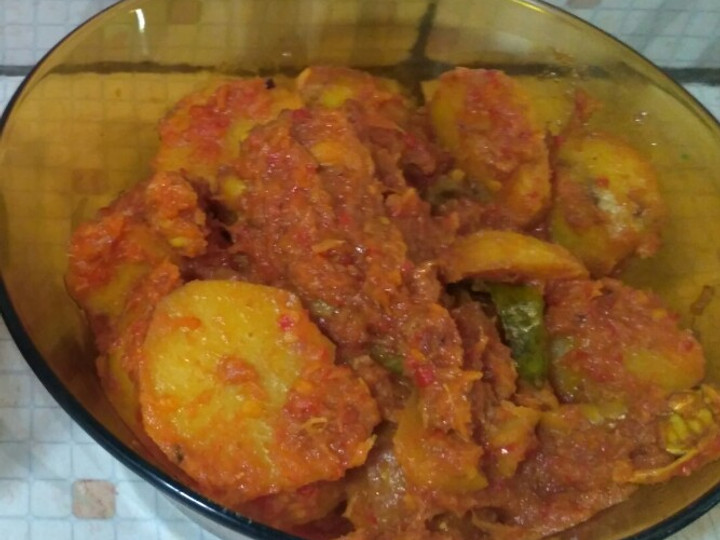 Anti Ribet, Memasak Rendang Ayam Kentang Khas Padang ala Mama Gio Kekinian