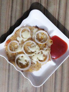 ઉત્તપમ(Uttapam Recipe in Gujarati) રેસીપી મુખ્ય ફોટો