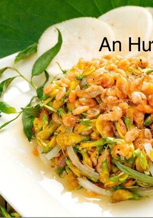 Hình của món Gỏi tép đồng bông điên điển.