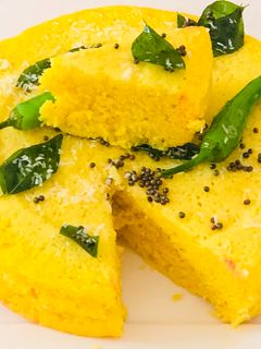 बेसन रवा ढोकला (besan rava dhokla recipe in Hindi) रेसिपी मुख्य फोटो