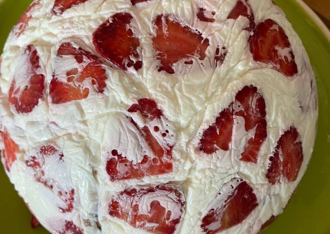 Сметанный торт-желе без выпечки: базовый рецепт и идеи красивого оформления