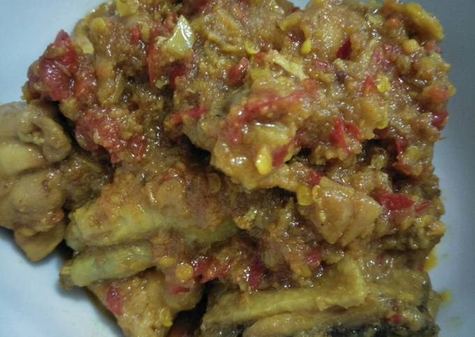 Resep Ayam Bumbu Bali oleh Hamida Syukriya - Cookpad