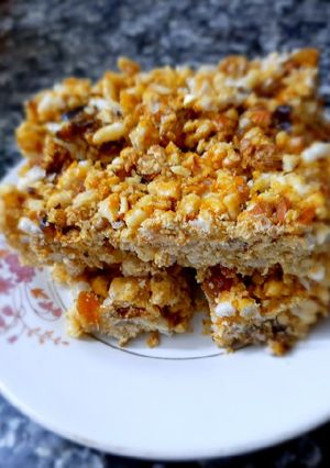 A picture of Dates & dry fruits bars.