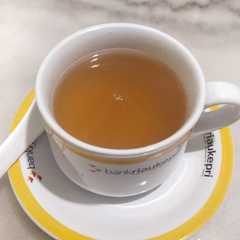A picture of Wedang Sejadu (Serai, Jahe, Madu, Kayu manis).