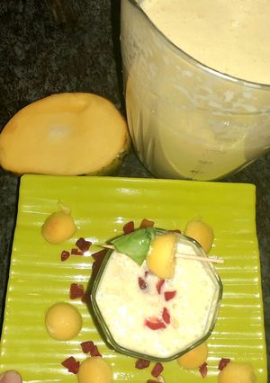 A picture of Mango shake.