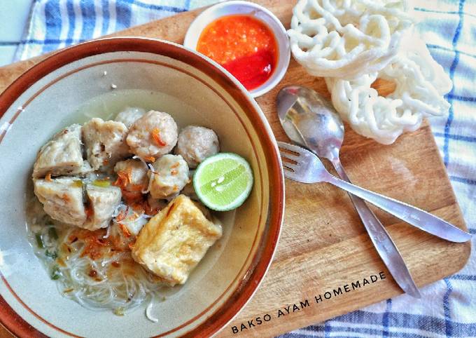 8 Bahan Masak Kuah Bakso Malang Ala Abang Gerobak Pakai Tulang Ayam