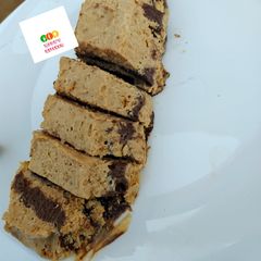 A picture of No bake biscuit cake.