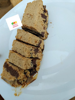 A picture of No bake biscuit cake.