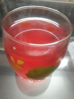 रूह अफजा नींबूपानी रेसिपी मुख्य फोटो