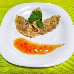 A picture of Delicious and super healthy chicken and veg dumplings.