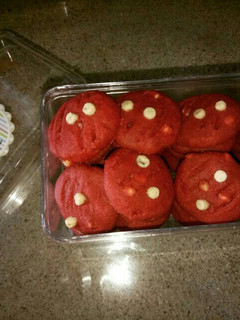 Foto resep Red Velvet Cookies (Kue Kering Red Velvet)