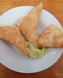 Tequeños con guacamole