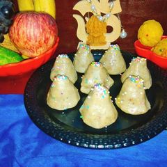 A picture of Banana Modak.