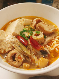 麻辣腸旺豆腐鍋 Spicy Tofu Hotpot with Intestines 的食譜成品照片