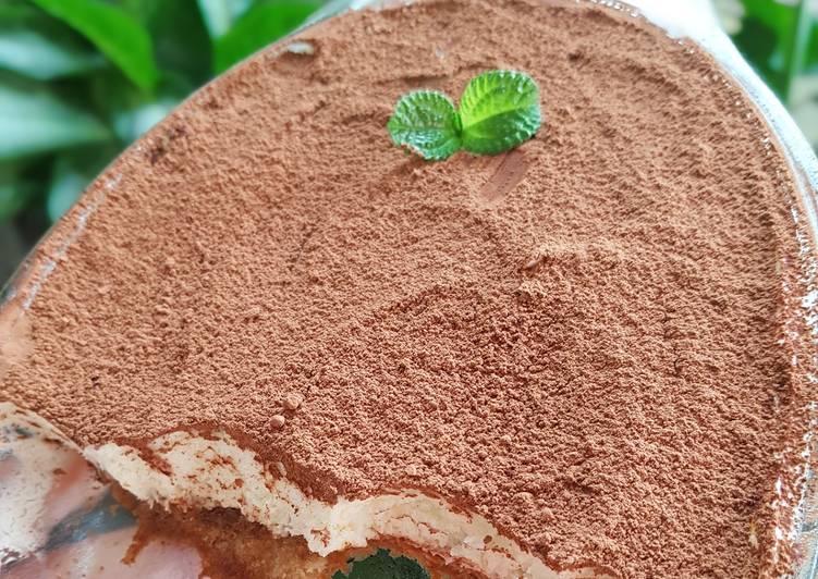 Resep Classic Tiramisu Anti Gagal (Eggless) yang Menggugah Selera