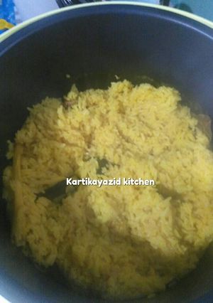 Foto resep Nasi Kuning Rice cooker